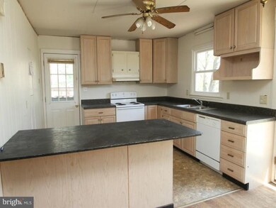 1412 Fords Shop Rd, Culpeper, VA 22701 - photo 6