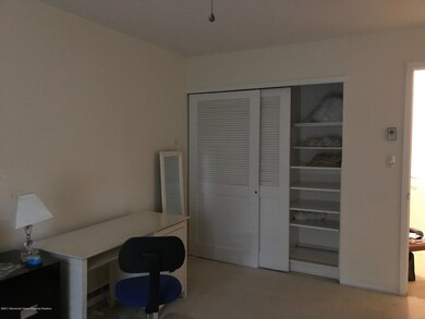 44 Claremont Ct unit 35D, Red Bank, NJ 07701 - photo 3