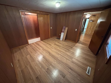 235 N Point Dr, Clendenin, WV 25045 - photo 3