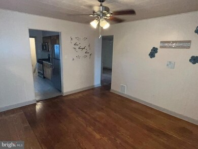 156 Spruce Ave, Westville, NJ 08093 - photo 4