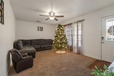 1205 Grand Ave, Cleburne, TX 76033 - photo 6