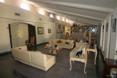 2912 Mile 6 Rd N, Weslaco, TX 78596 - photo 6