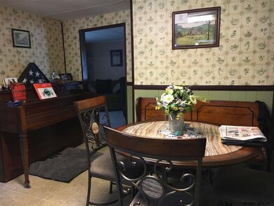 704 1st Ave, Troy, NY 12182 - photo 4