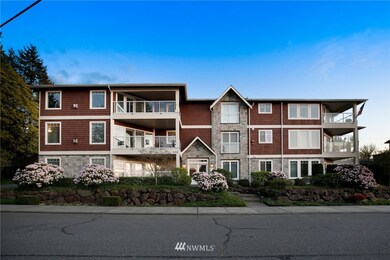 658 Glen St unit 303, Edmonds, WA 98020 - photo 3