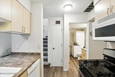 7641 Lumbis Ave unit 107, Anchorage, AK 99518 - photo 6