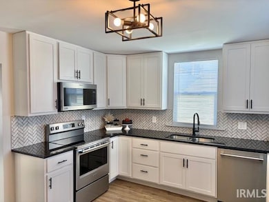 522 E Main St, Peru, IN 46970 - photo 3