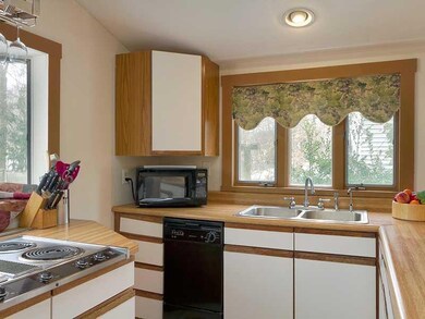 16 Brigham St, South Portland, ME 04106 - photo 2