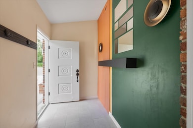 2401 Jim Lee Rd, Tallahassee, FL 32301 - photo 7