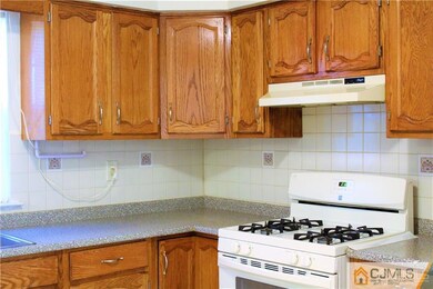 3004 Stonehedge Rd, Edison, NJ 08820 - photo 6