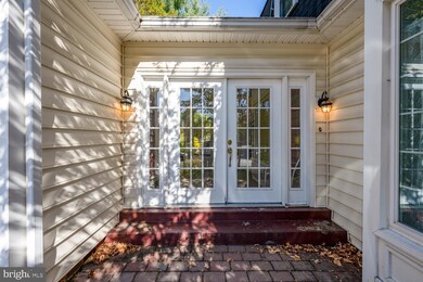 9841 Meadowcroft Ln, Montgomery Village, MD 20886 - photo 6