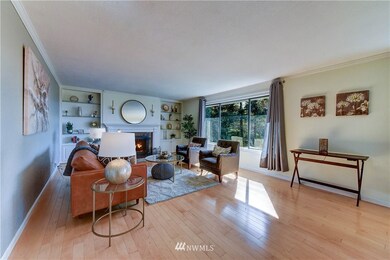 500 Paradise Ln unit 300, Edmonds, WA 98020 - photo 2