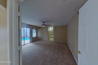 937 N Seaborn Ln Gilbert AZ-print-006-00