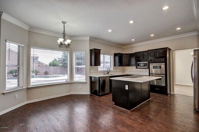 Eat-In Kitchen