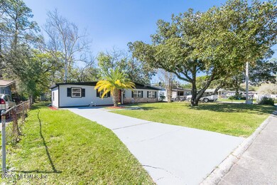 6826 Peter Pan Place, Jacksonville, FL 32210 - photo 4