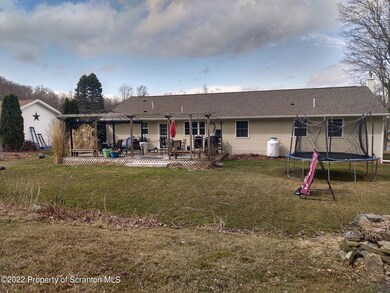 201 Sunset Rd, Roaring Brook Township, PA 18444 - photo 4