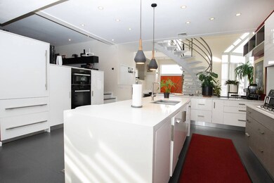 216-16 28th Rd, Flushing, NY 11360 - photo 5