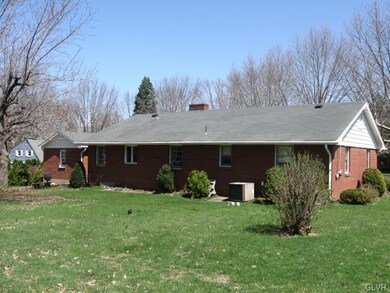 11 Old Orchard Dr, Easton, PA 18045 - photo 6