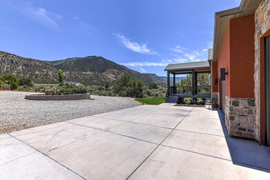 4-2396 S Badger Way, New Harmony