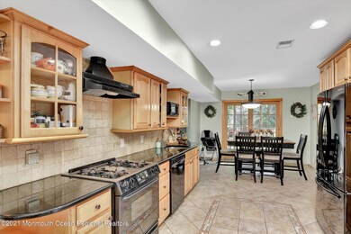 10-Kitchen