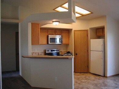 1614 S Woodland Dr, Nampa, ID 83686 - photo 3