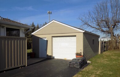 Dibblee Garage