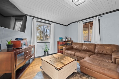 2101 Strongs Ave, Stevens Point, WI 54481 - photo 4