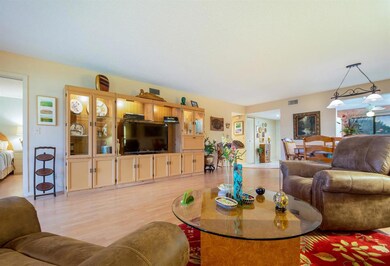 4 Great Room 3 - LR1_9108-Edit
