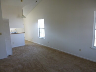 108 Creekview Dr, Jacksonville, NC 28540 - photo 2