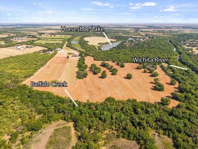 Surrounded by Buffalo Creek, Horseshoe Lake & Wich