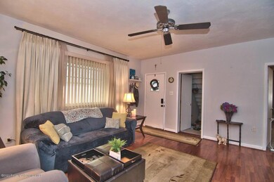 711 Butler St, Dunmore, PA 18512 - photo 7