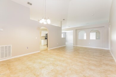 003-photo-dining-room-7570515