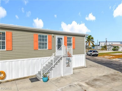 16 Helen Ln, Fort Myers Beach, FL 33931 - photo 3