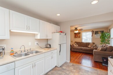 21-23 Halstead St, Kittery, ME 03904 - photo 6