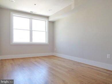 521 Kennedy St NW unit 5, Washington, DC 20011 - photo 3