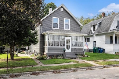 608 E Jefferson Ave, La Porte, IN 46350 - photo 2