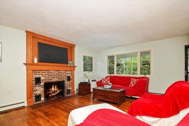 12-Living Room