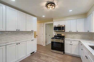 14827 Kenneth Ave, Midlothian, IL 60445 - photo 7