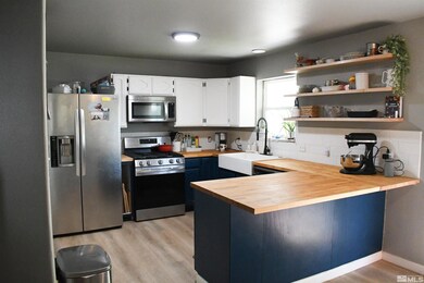 458 Ida Ave, Winnemucca, NV 89445 - photo 2