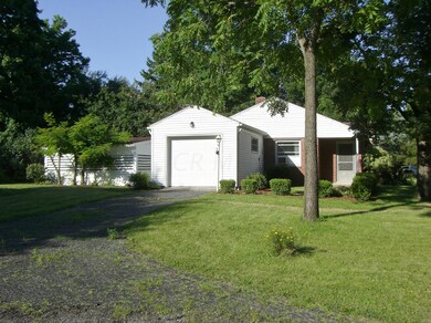 2676 Tudor Rd
