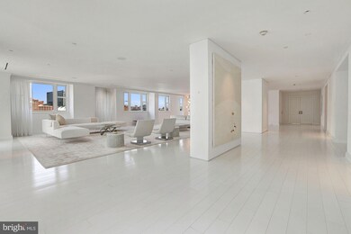 The Ritz-Carlton Residences, Baltimore, MD 21230 - photo 3