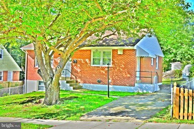 206 E Mill Ave, Capitol Heights, MD 20743 - photo 2