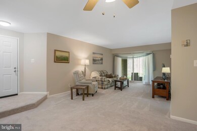 5825 Cove Landing Rd unit 102, Burke, VA 22015 - photo 7