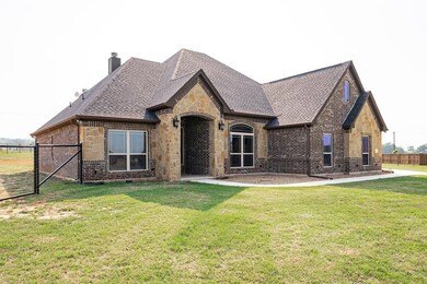 241 Etta Ln, Springtown, TX 76082 - photo 2