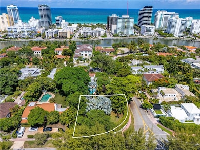 3501 Pine Tree Dr, Miami Beach, FL 33140 - photo 2