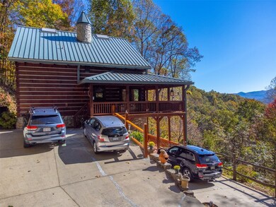 325 Garden Flats Rd, Franklin, NC 28734 - photo 7