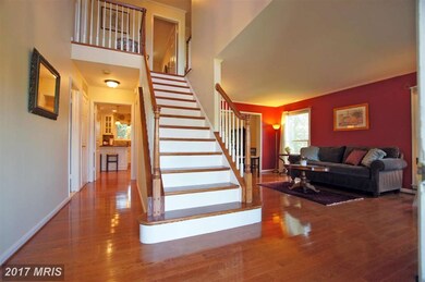 13901 Stonefield Dr, Clifton, VA 20124 - photo 2