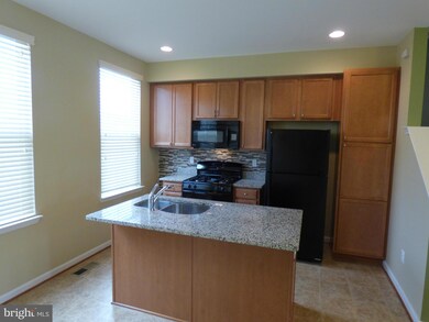 16772 Blackjack Oak Ln unit 42, Woodbridge, VA 22191 - photo 5