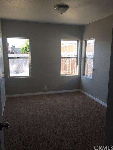 823 W Cherry St, Compton, CA 90222 - photo 3