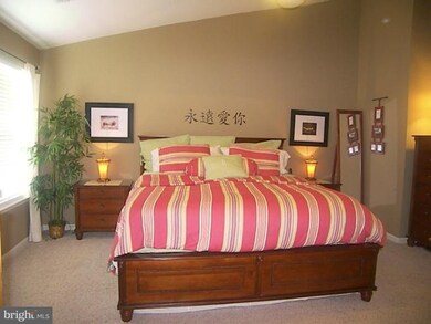 6705 Emmanuel Ct, Gainesville, VA 20155 - photo 2