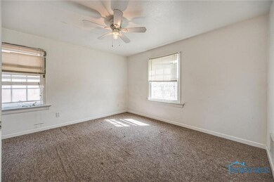 1108 Berdan Ave, Toledo, OH 43612 - photo 7
